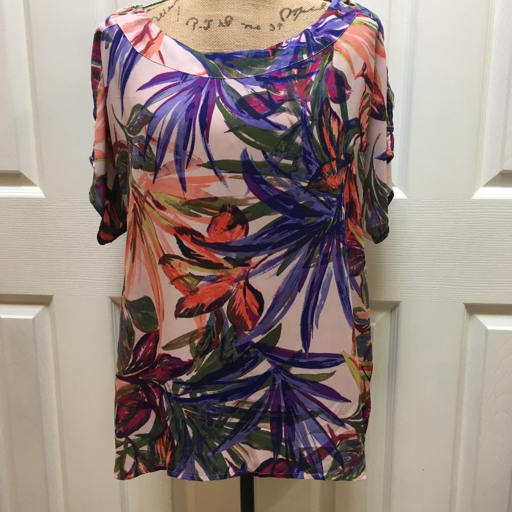 Beautiful Cold Shoulder Blouse